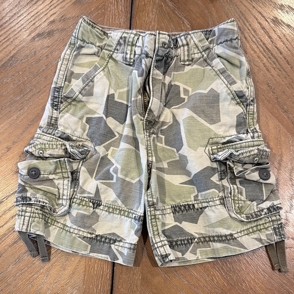 Place Camouflage Cargo Kids Shorts - Picture 6 of 6